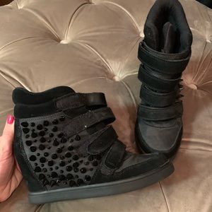 Aldo spike wedge 7.5